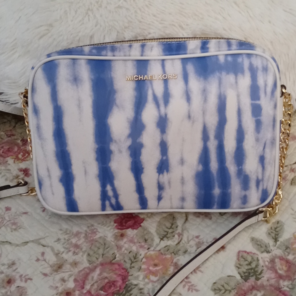 Micheal Kors Crossbody